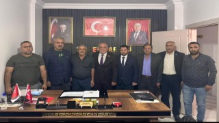 Akçakale’de Zafer Partisi’nde Kongre Heyecanı: Mehmet Beyret Güven Tazeledi