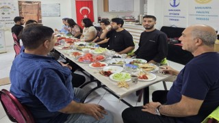 İzmir’de Urfa Usulü Eğitim Yılı Açılışı: Başkan Mızraklı’dan Gençlere Sıcak Karşılama