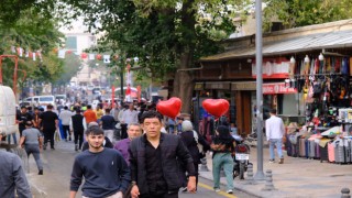 Şanlıurfa’da Divanyolu Caddesi Beyoğlu’nu Aratmıyor