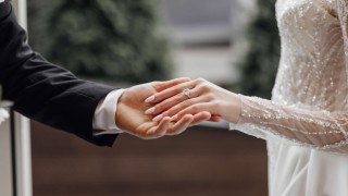 Çanakkale Biga’da Dolandırıcılık Olayı: Gelin Altınlarla Kaçtı, Baba İntihar Etti