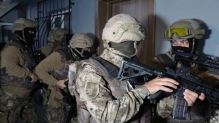Jandarmadan Dev Operasyon:22 İlde 92 DEAŞ Şüphelisini Yakaladı