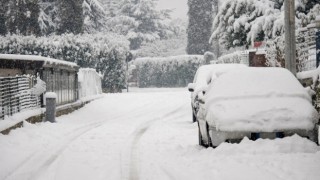 Meteoroloji’den Peş Peşe Uyarılar: Kar Yağışı ve Soğuk Hava Tüm Haftayı Etkileyecek