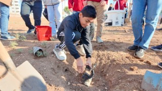 Yeşeren Okullar Projesi ile Bin Fidan Toprakla Buluştu